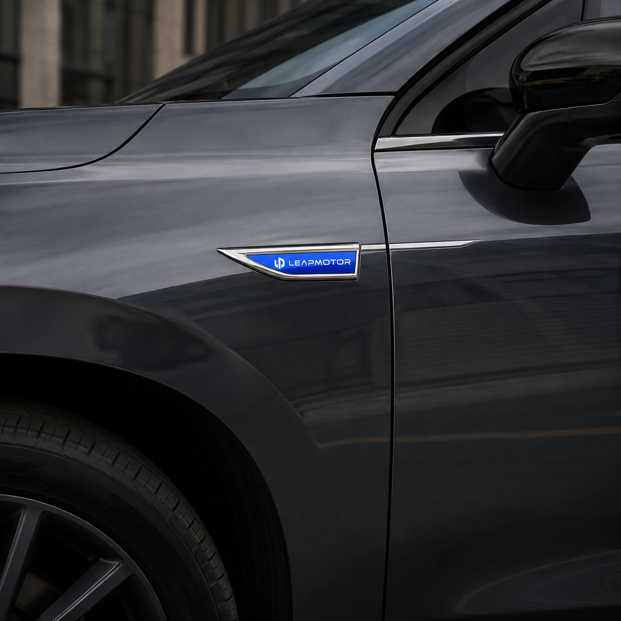 Seitenemblem für Leapmotor – Detailansicht 2
